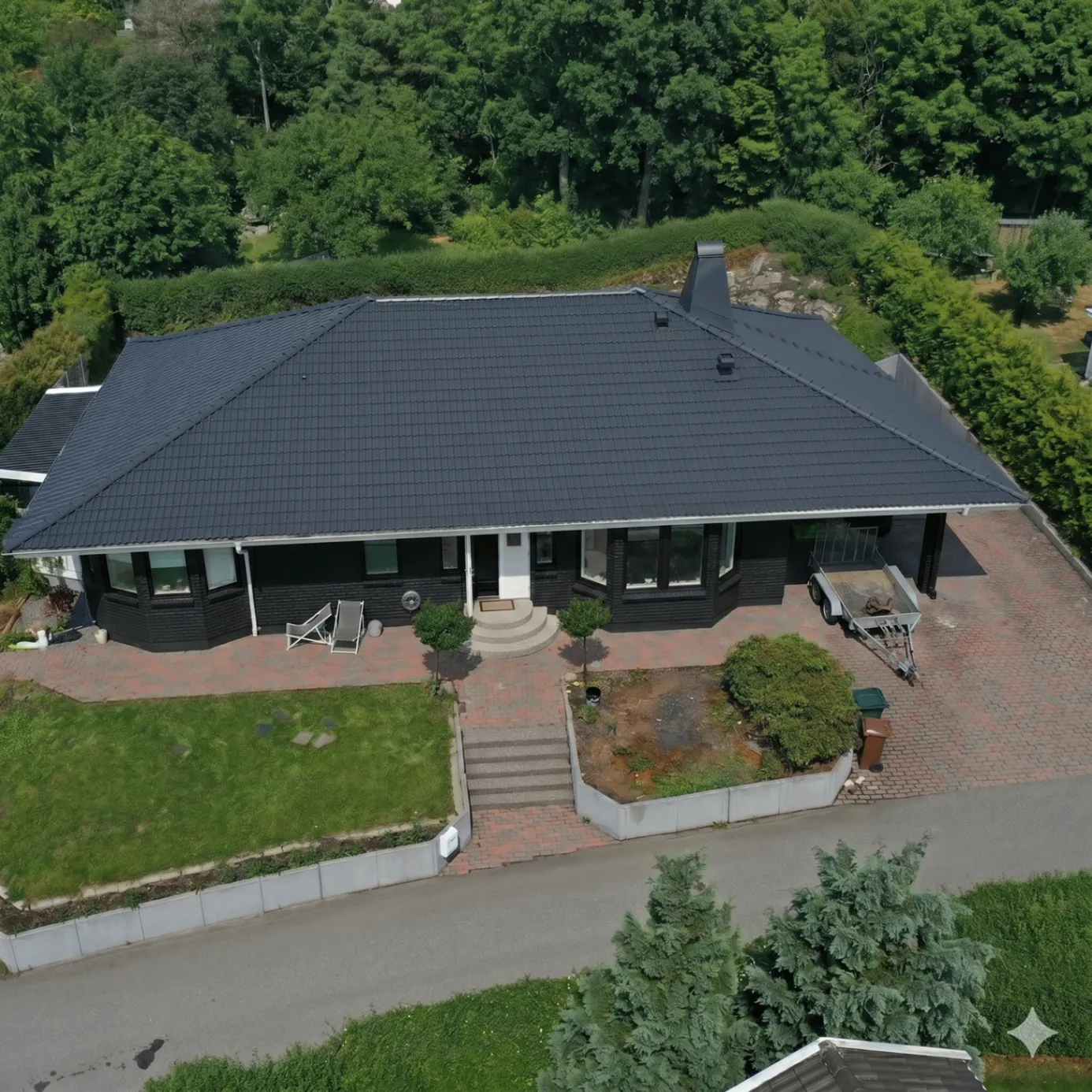 Betongtak före och efter tvätt – efter